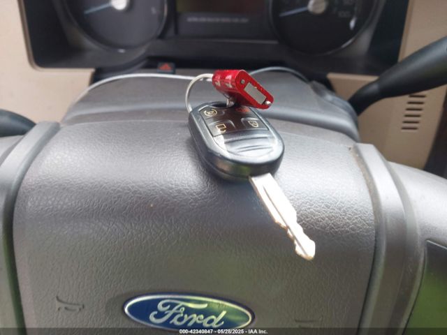 2011 FORD F-250 1FT7W2BT3BEC61838 Photo 10