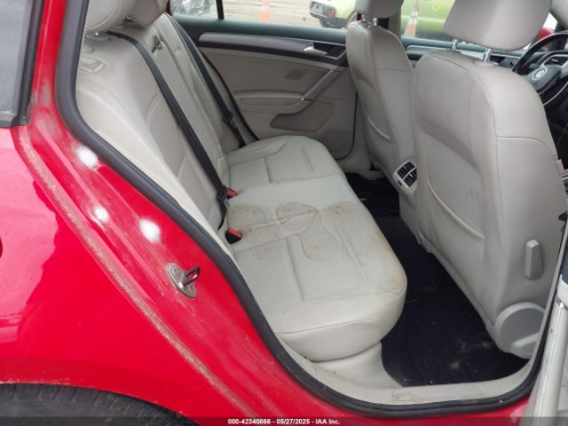 3VWC17AU1FM506752 Volkswagen Golf Sportwagen Tsi S 4-door