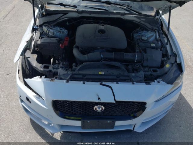 2017 JAGUAR XE SAJAE4BG9HA948704 Photo 9