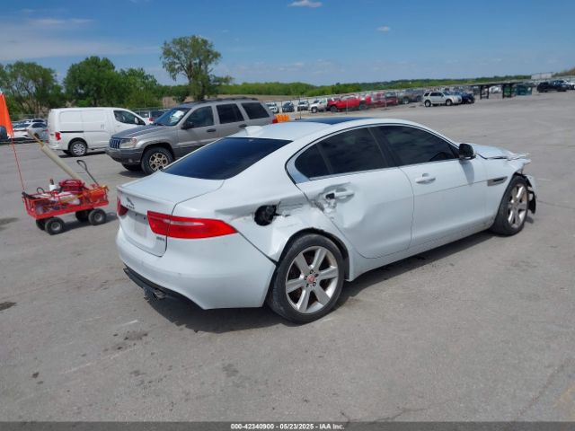 2017 JAGUAR XE SAJAE4BG9HA948704 Photo 3