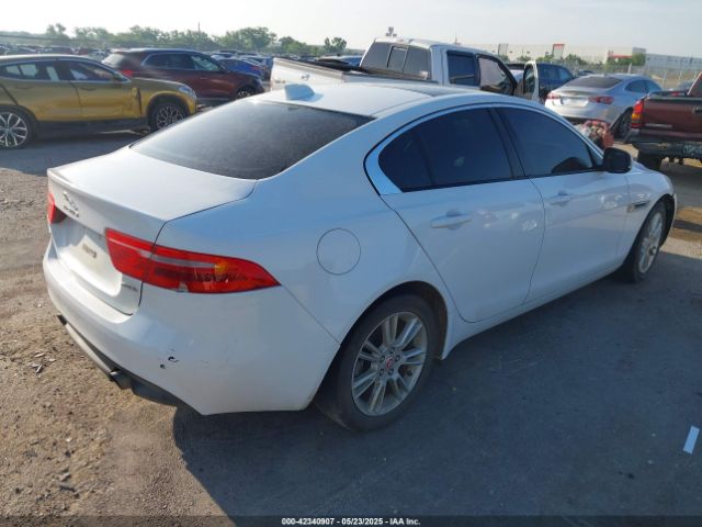 2017 JAGUAR XE SAJAD4BG0HA957939 Photo 3