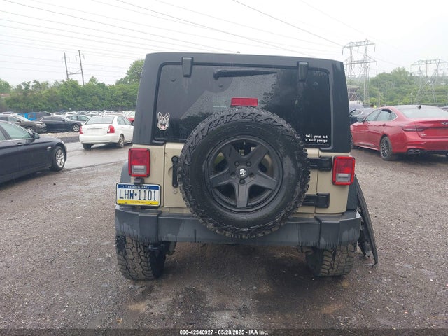 1C4BJWDG5JL866860 Jeep Wrangler Jk Unlimited Sport S 4x4