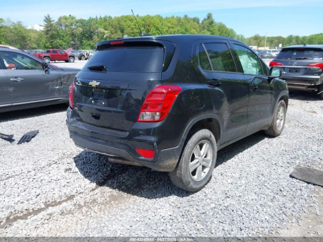 KL7CJKSB4MB302421 Chevrolet Trax Fwd Ls