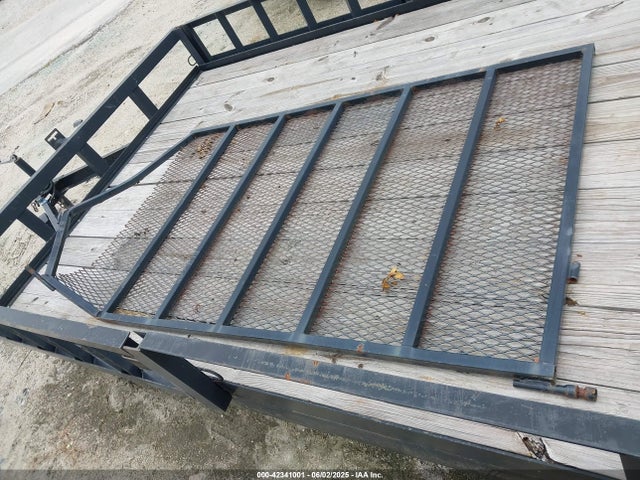 1XNBU2020M1115991 Vehicle Trailer