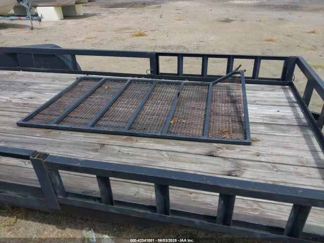 1XNBU2020M1115991 Vehicle Trailer