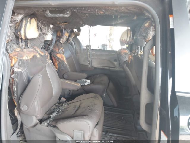 2024 TOYOTA SIENNA 5TDESKFCXRS143402 Photo 7