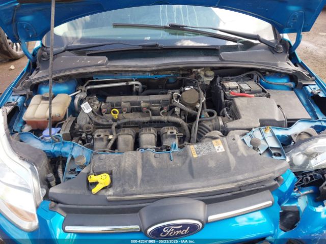 1FADP3F27EL275173 Ford FOCUS SE