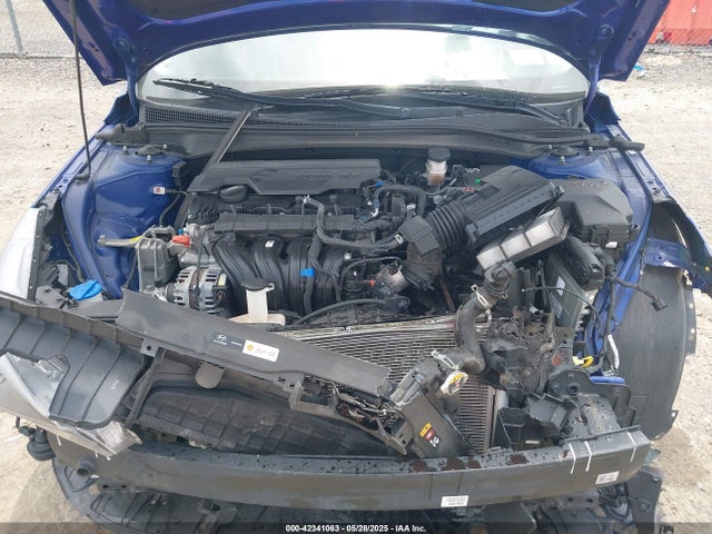KMHLM4AG8MU068867 Hyundai ELANTRA SEL