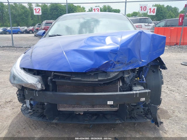 KMHLM4AG8MU068867 Hyundai ELANTRA SEL