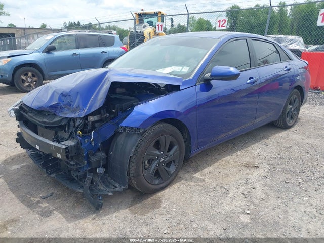 KMHLM4AG8MU068867 Hyundai ELANTRA SEL