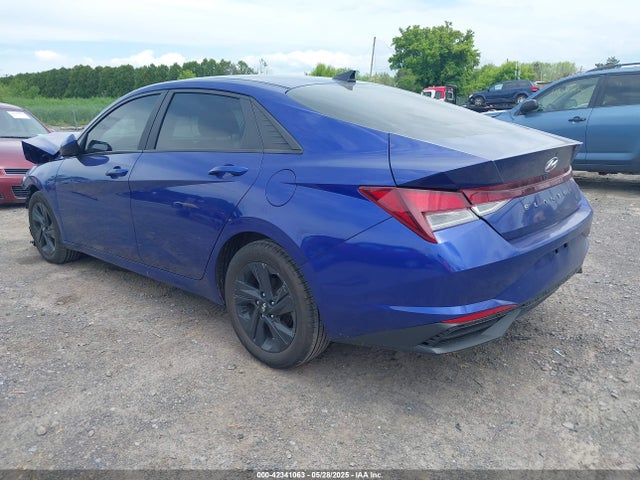 KMHLM4AG8MU068867 Hyundai ELANTRA SEL