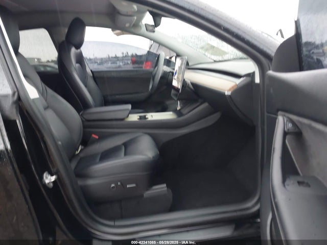 2021 TESLA MODEL Y 5YJYGAEE1MF149792 Photo 4