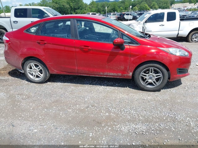 3FADP4BJ5KM158740 Ford 2019