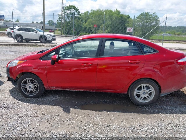 3FADP4BJ5KM158740 Ford 2019