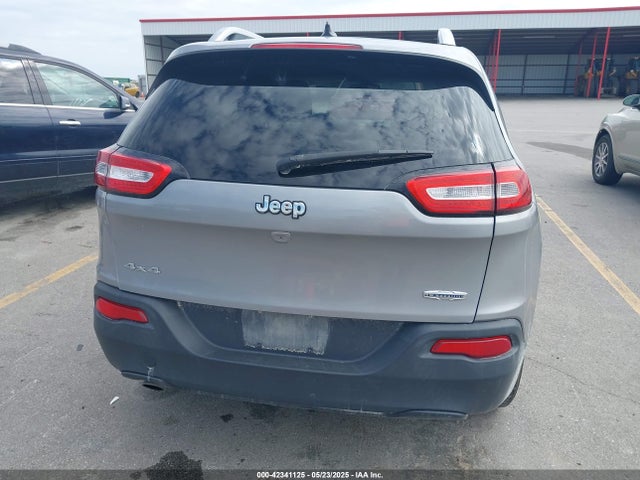 1C4PJMCB5FW639593 Jeep Cherokee