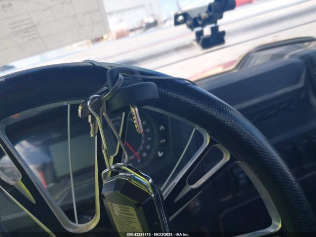 2019 POLARIS RZR 3NSVFE928KF427256 Photo 10