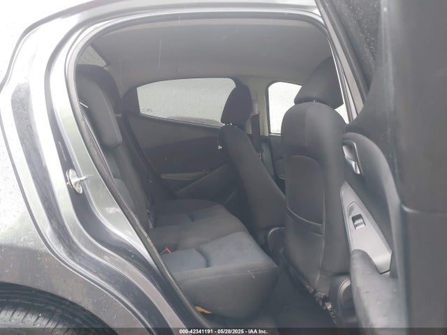 3MYDLBYV2JY328789 Toyota p5v