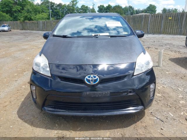 JTDKN3DU7F1945457 Toyota Prius Five/four/persona Series Special Edition/three/two
