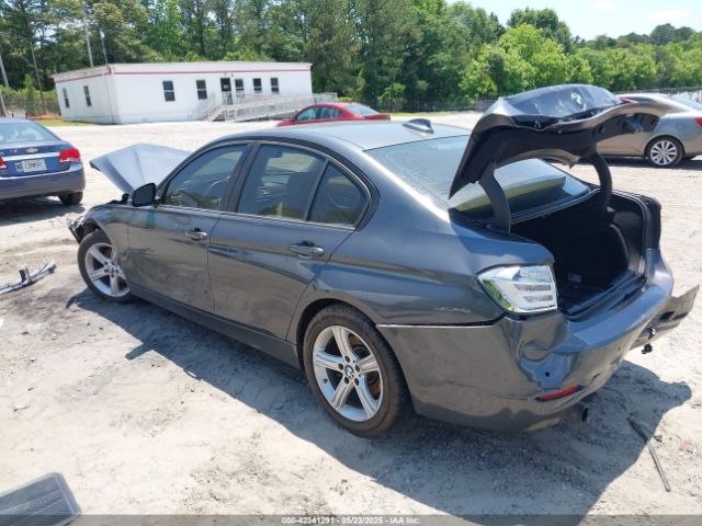 2013 BMW 320I WBA3B1C50DK130310 Photo 2
