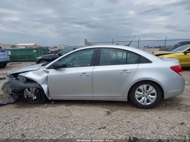 1G1PA5SG7E7154005 Chevrolet Cruze Ls Auto