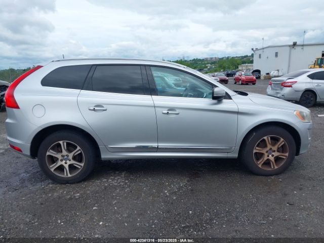 YV4902RDXF2596754 Volvo Xc60 T6 Platinum
