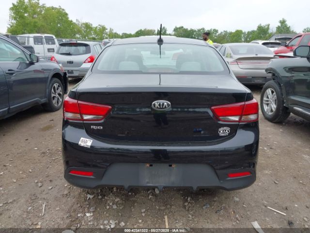 3KPA24AB1JE082383 KIA RIO LX