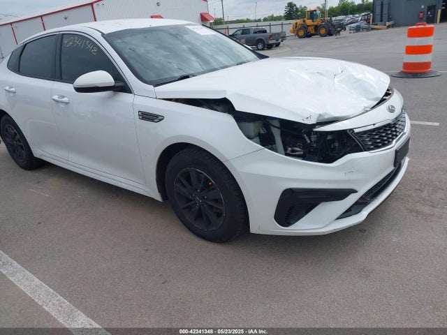Продажа на аукционе авто 2019 Kia Optima Lx, vin: 5XXGT4L30KG280104, номер лота: 42341348