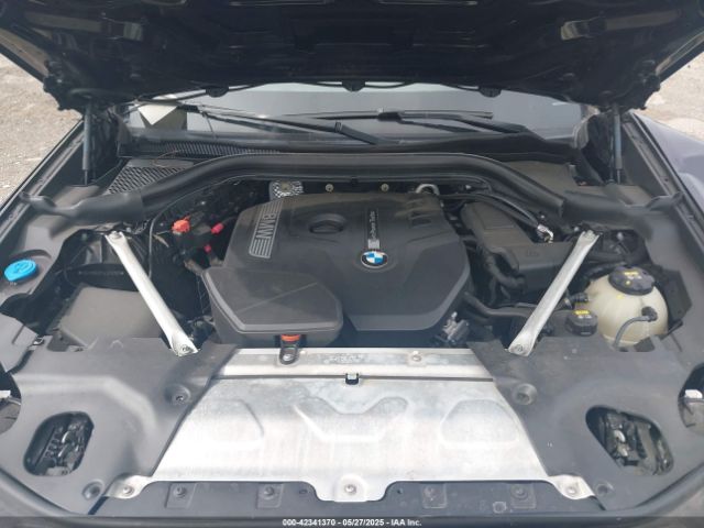 2018 BMW X3 5UXTR9C57JLD70765 Photo 9