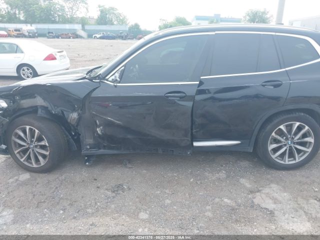 2018 BMW X3 5UXTR9C57JLD70765 Photo 5