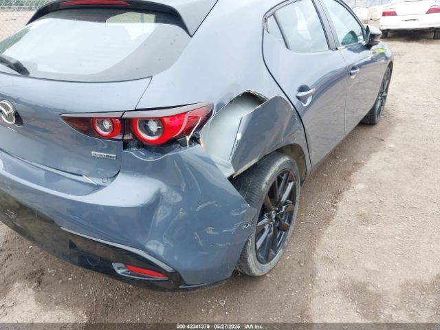 JM1BPALM9P1623663 Mazda Mazda3 2.5 S Carbon Edition