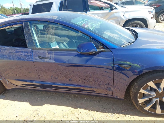 5YJ3E1EB3RF768097 Tesla MODEL 3