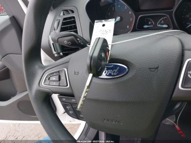 2018 FORD ESCAPE 1FMCU9GD3JUB83639 Photo 10