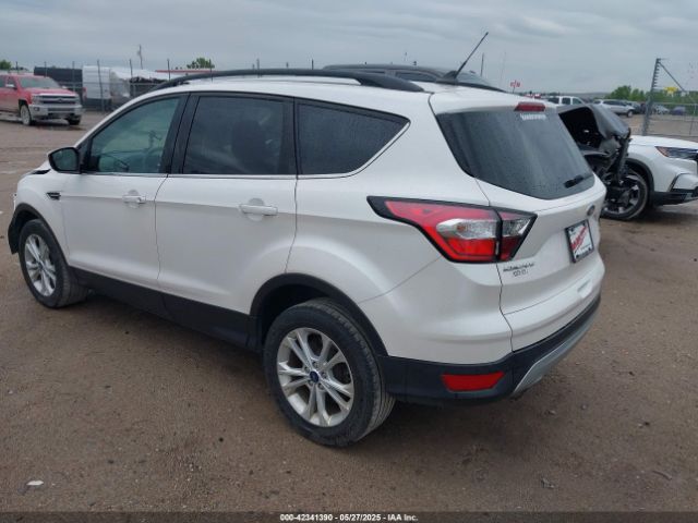 2018 FORD ESCAPE 1FMCU9GD3JUB83639 Photo 2