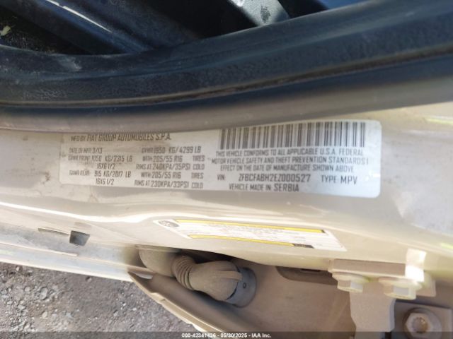 2014 FIAT 500L ZFBCFABH2EZ000527 Photo 8