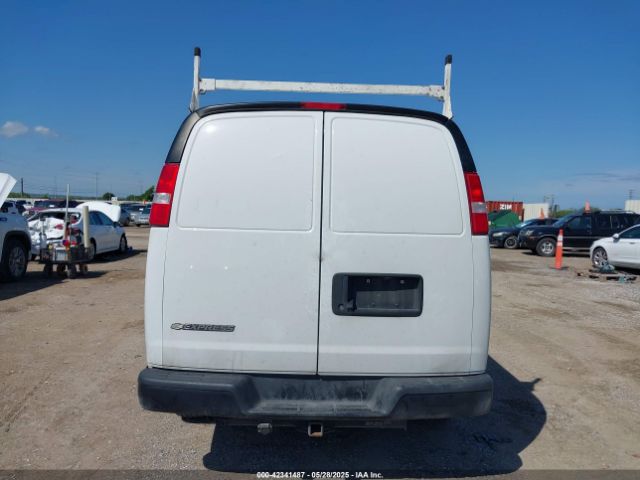 1GCWGAFP0M1180922 Chevrolet Express Cargo Rwd 2500 Regular Wheelbase Wt