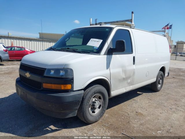 1GCWGAFP0M1180922 Chevrolet Express Cargo Rwd 2500 Regular Wheelbase Wt
