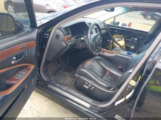 2011 LEXUS LS 460 JTHBL5EF8B5104542 Photo 4