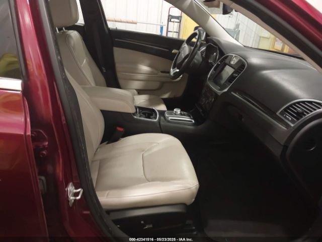 2018 CHRYSLER 300 2C3CCAKG2JH165120 Photo 4