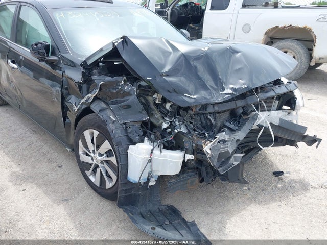 1N4BL4BV9KN301958 Nissan Altima 2.5 S