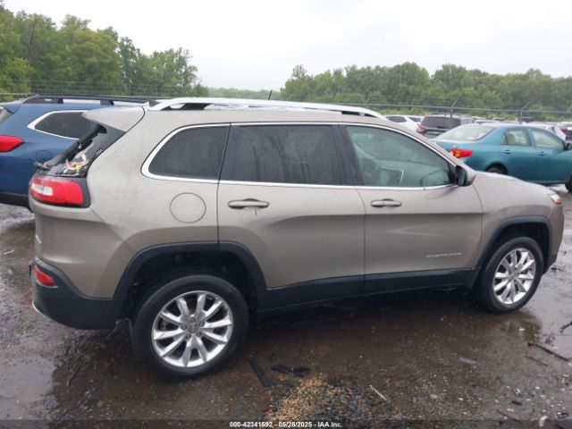 1C4PJMDS2HW614796 Jeep Cherokee Limited 4x4