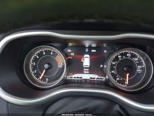 1C4PJMDS2HW614796 Jeep Cherokee Limited 4x4