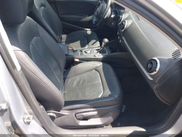 2016 AUDI A3 WAUA7GFF6G1011526 Photo 4
