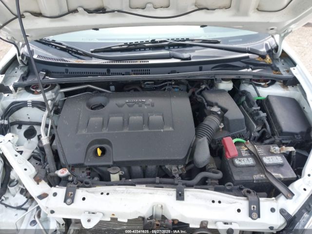 2T1BURHE3KC221683 Toyota COROLLA LE