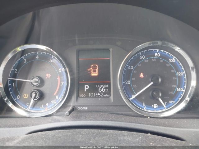 2T1BURHE3KC221683 Toyota COROLLA LE