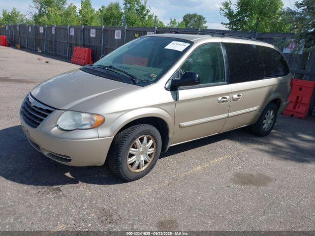 2006 CHRYSLER TOWN & COUNTRY 2A4GP54L56R670440 Photo 1