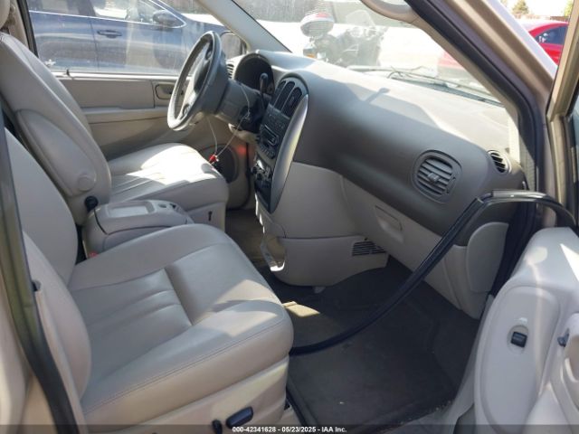 2006 CHRYSLER TOWN & COUNTRY 2A4GP54L56R670440 Photo 4