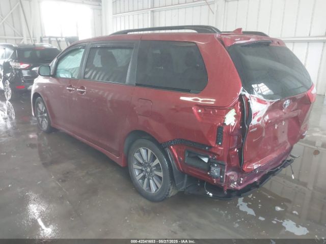 2018 TOYOTA SIENNA 5TDDZ3DC4JS199050 Photo 2