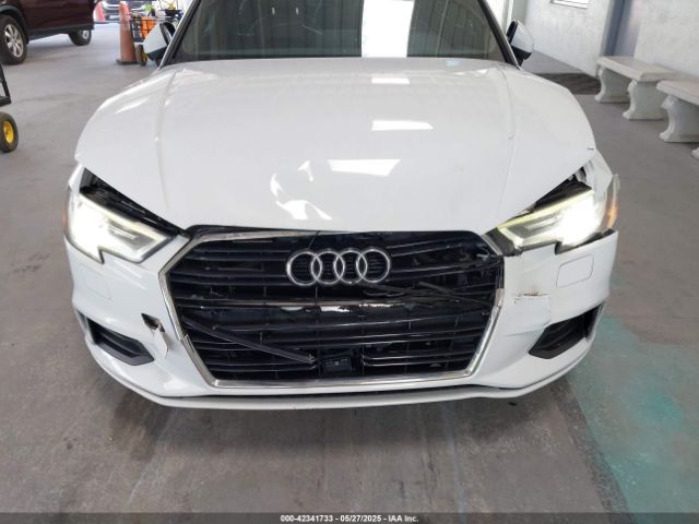2018 AUDI A3 WAUB8GFF1J1016562 Photo 5