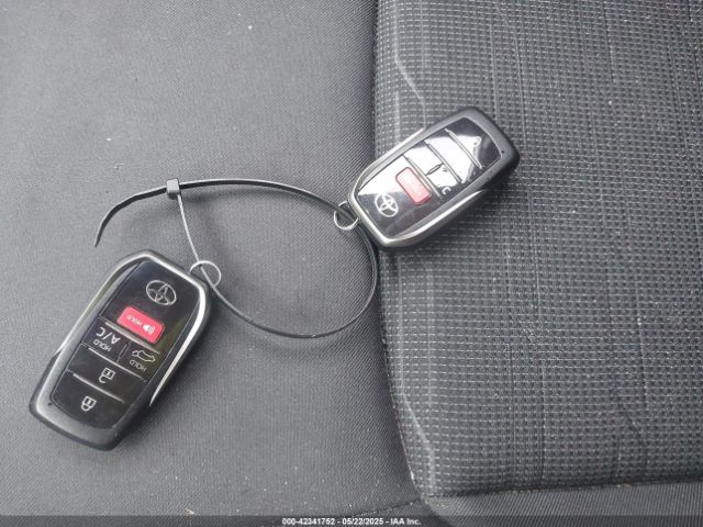 2023 TOYOTA RAV4 PRIME JTMAB3FV7PD116785 Photo 10