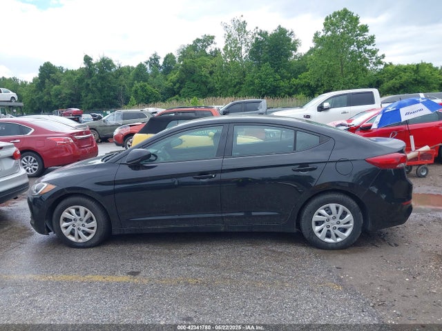 Hyundai ELANTRA SE 2018 5NPD74LF3JH310183 Image 14